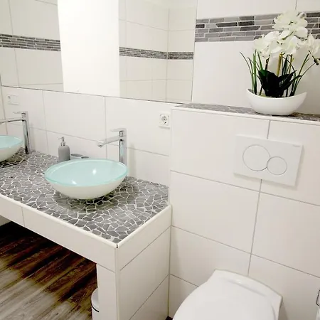 Sh L 3 Betten L Sauna L 450m Bis Universitaet Appartement Duisburg