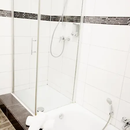 Appartement Sh L 3 Betten L Sauna L 450m Bis Universitaet *